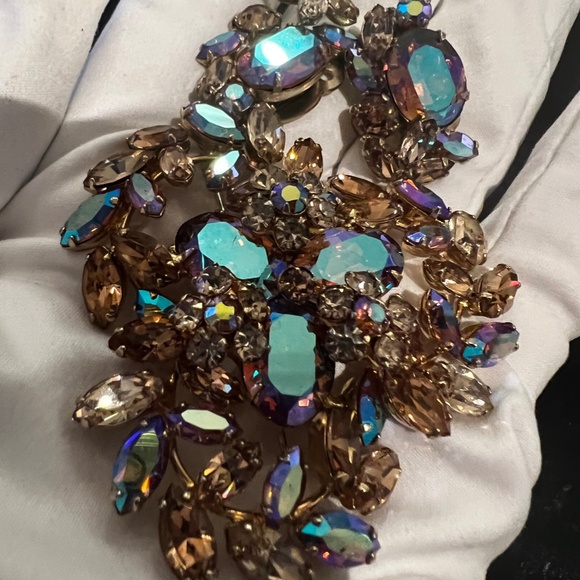 Vintage Signed  SHERMAN AB crystal Brooch & Clip on Earrings Matching SET - Picture 3 of 8